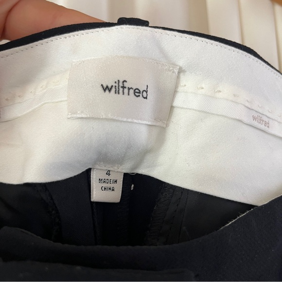 Wilfred Aritizia The Effortless Pant Black Tailored Trousers Crepette Sz 4‎ Crop - Picture 7 of 8